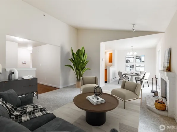 10619 SE 261st Place #E304, Kent, WA 98030