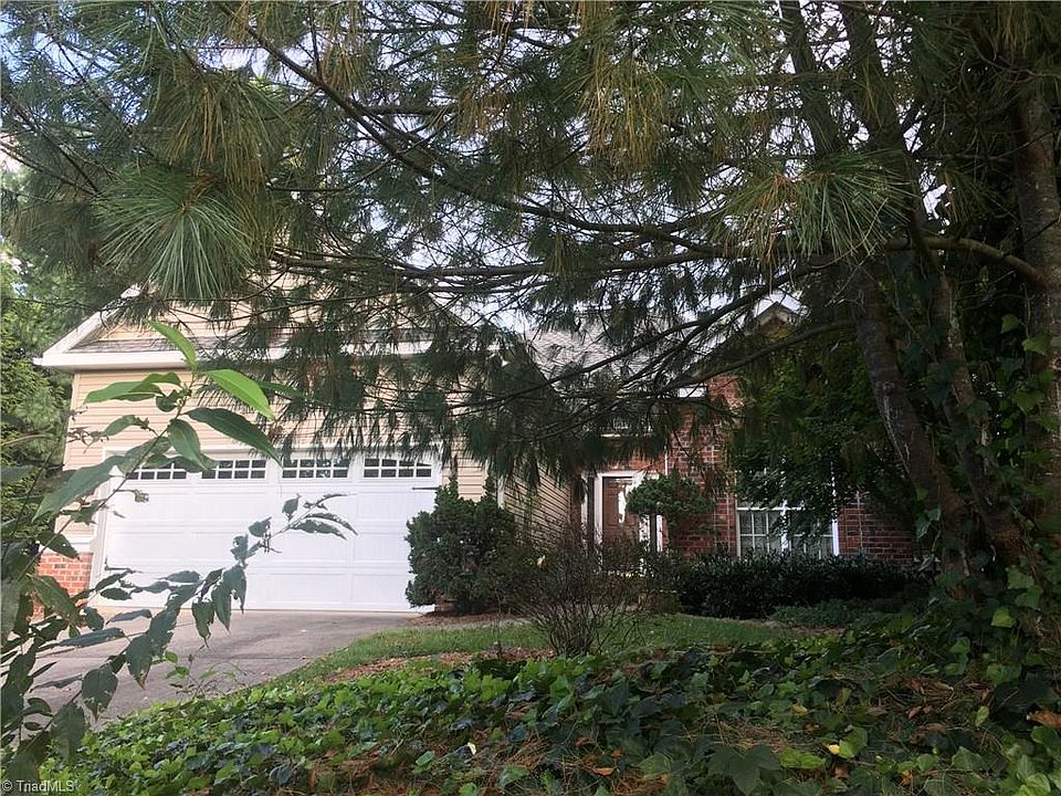 1st image of 915 Laurel Creek Ln