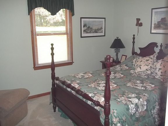 10 X 12 Bedroom