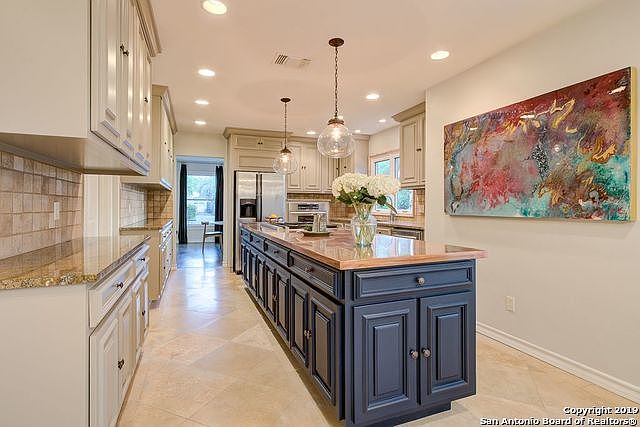 1st image of 339 Arcadia Pl
