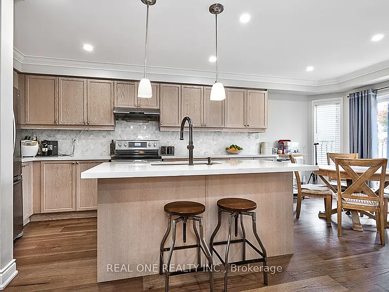 5881 Blue Spruce Ave — Photo 6
