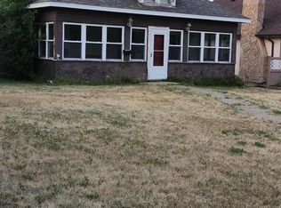 507 4th St W, Lemmon, SD 57638