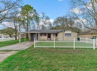3230 Virginia St, La Marque, TX 77568
