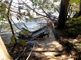 7520 W Us Highway 23, Mackinaw City, MI 49701