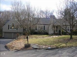 188 Hitchcock Ct, Orange, CT 06477