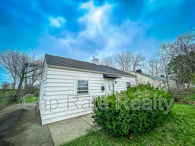 3210 E 12th Ave — Photo 15