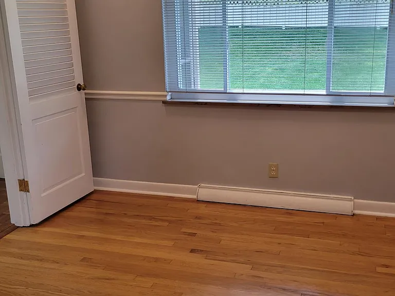 1089 Rosetree Ln — Photo 10