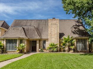 17311 Sandy Cliffs Dr, Houston, TX 77090