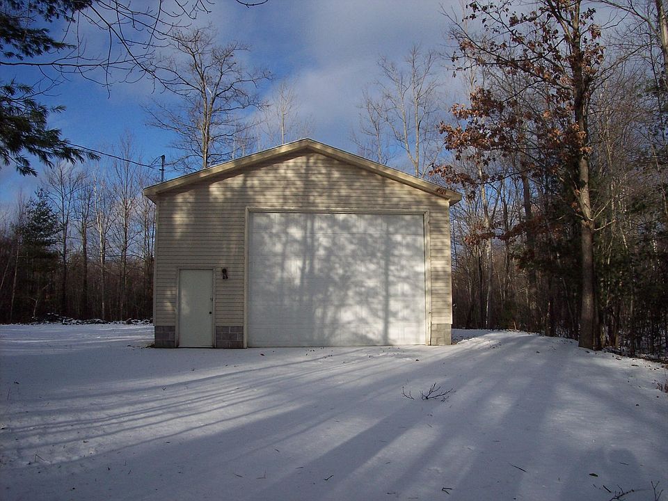 1st image of Hillside Dr