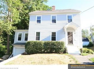 39 School St, Augusta, ME 04330