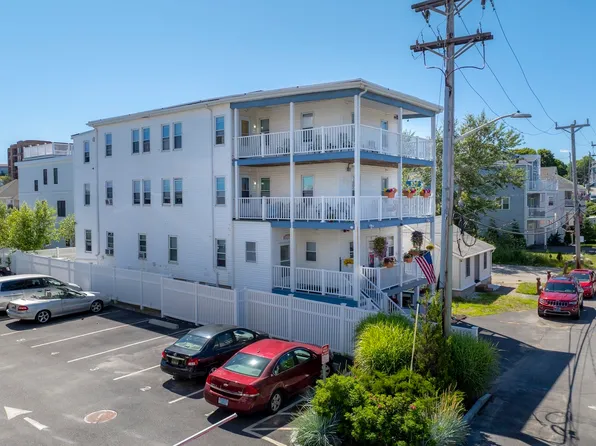 12 Park Ave, Hull, MA 02045