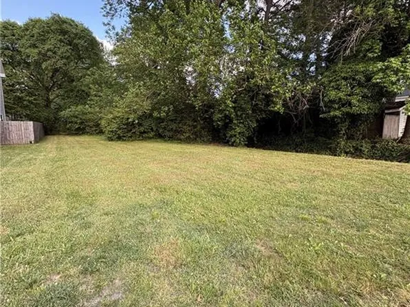 46 Noble St, Portsmouth, VA 23702