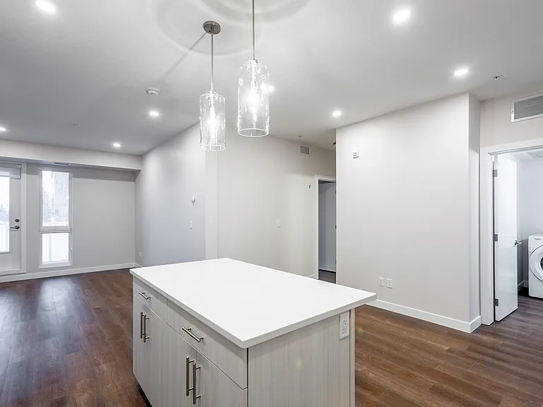 5112 Elbow Dr SW — Photo 20