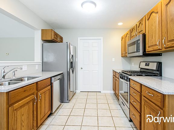 2nd image of 659 Woods Crossing Ln