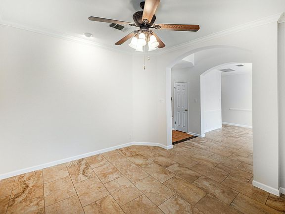 3rd image of 1801 Castleguard Way