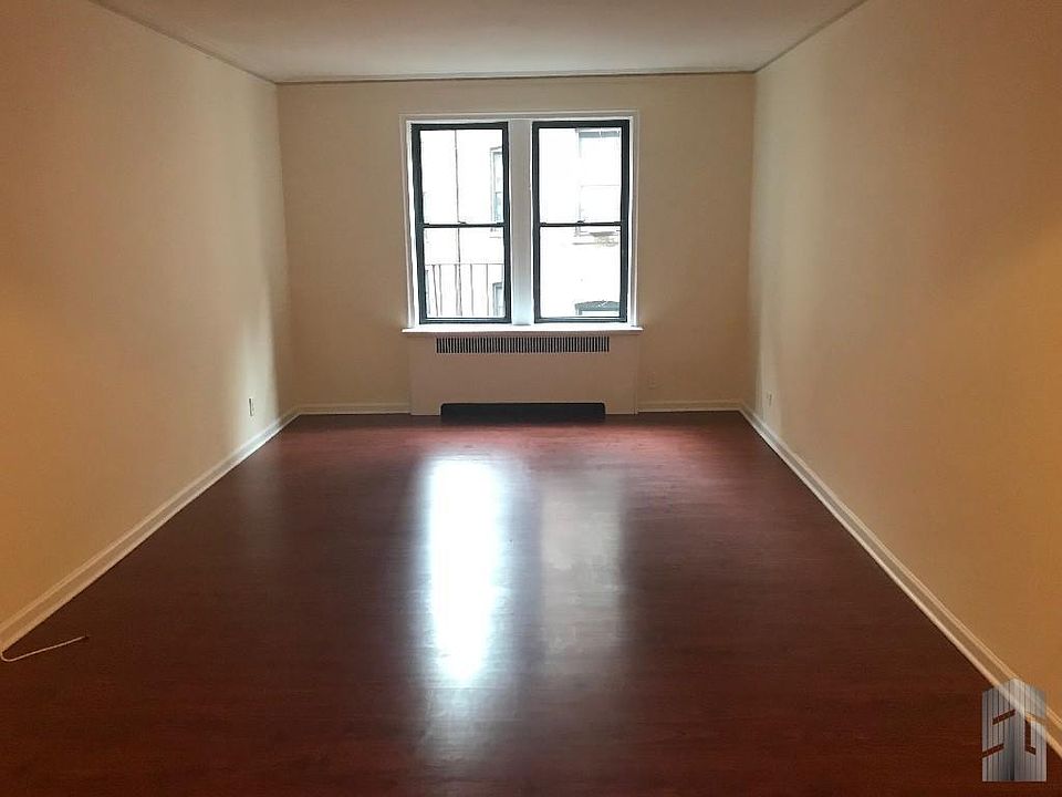 1st image of 2685 Creston Ave APT 1C