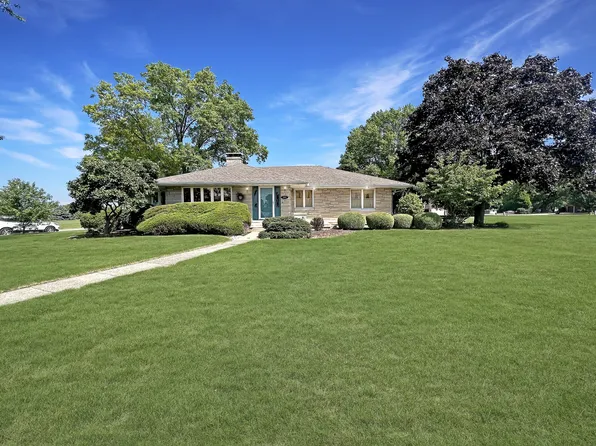 309 Eden Park Dr, Rantoul, IL 61866