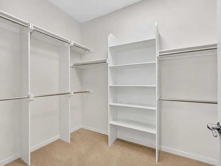 7540 Abbey Cir — Photo 24