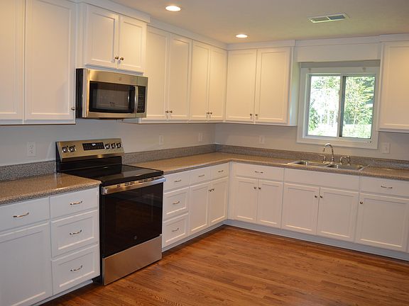 4th image of 120 Kenmont St