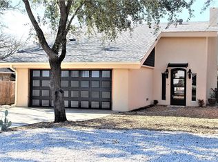 1717 Hardy Rd, Grand Prairie, TX 75051