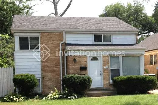 711 Long Rd — Photo 1