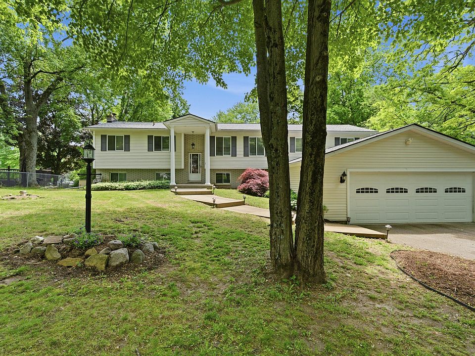1st image of 2639 Kathleen Dr