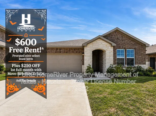 2007 Spyglass Dr, Navasota, TX 77868