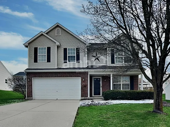 241 Lakeview Dr, Franklin, OH 45005