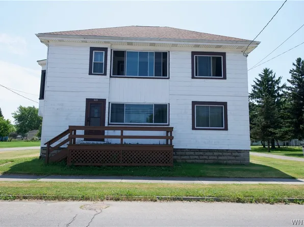 321 Mineral Springs Rd, Buffalo, NY 14210