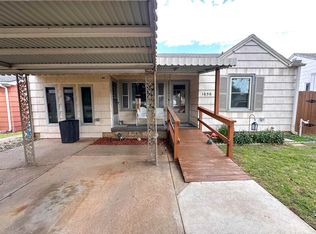 1656 Hillcrest Dr, Woodward, OK 73801