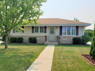 227 Beech St, Grafton, WI 53024