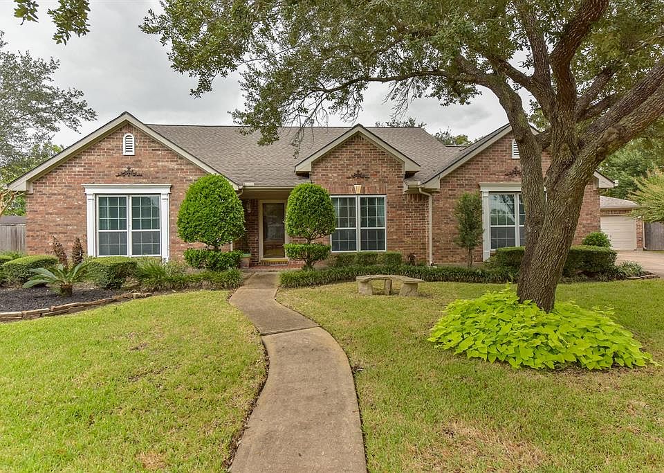 1st image of 2508 Briarglen Dr