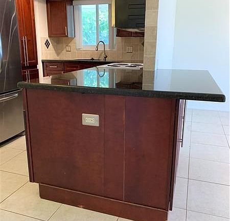 3rd image of 2624 NE 32nd St APT 213