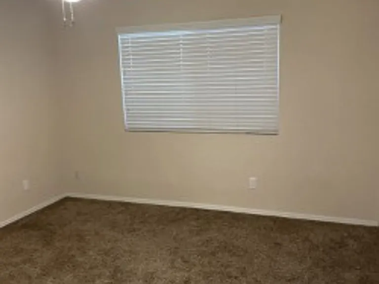 2130 Sahara Dr #1-4 — Photo 17