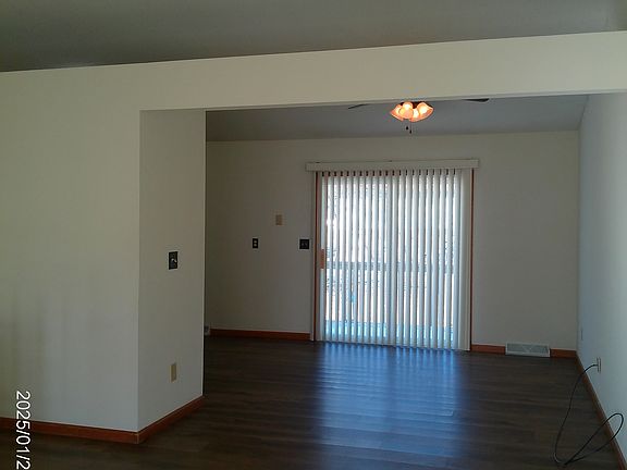 3rd image of 5428 Collier Ln