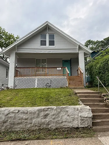 3718 Wayne Ave Photo 1