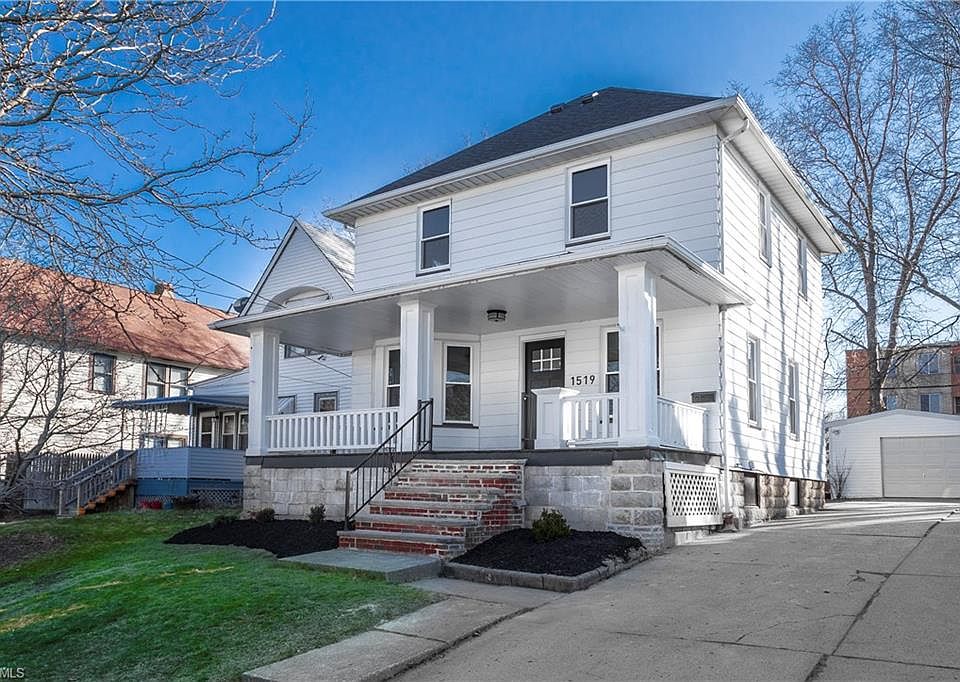 1st image of 1519 Hopkins Ave