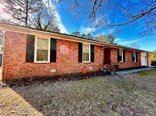 601 Morris Dr, Manning, SC 29102