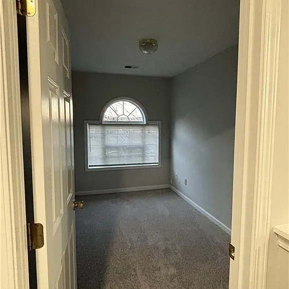 1564 Log Cabin Ln — Photo 13
