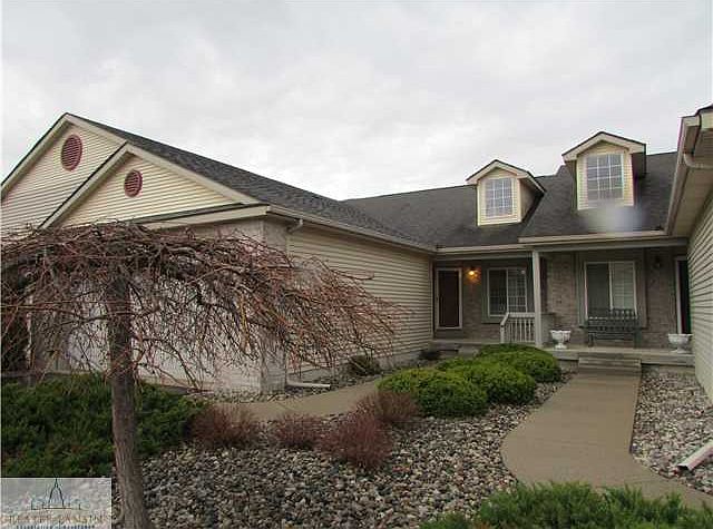1st image of 1823 Willow Creek Dr