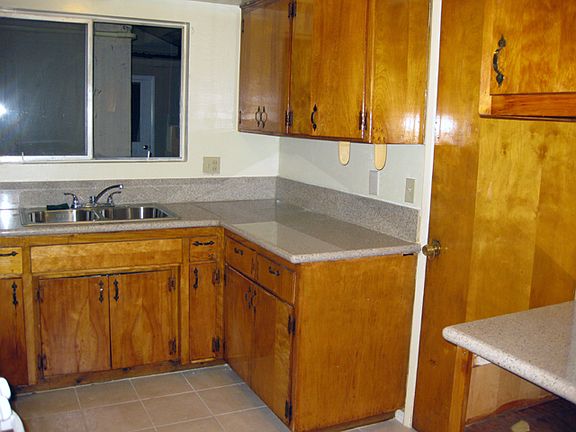 2nd image of 809 W Glentana St APT 2