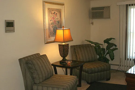 Peppertree Village Apartments — Photo 4