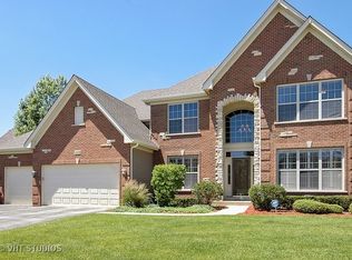 1816 Andover Ln, Crystal Lake, IL 60014