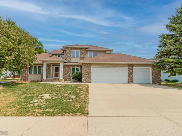 2145 Sterling Rose Ln S, Fargo, ND 58104