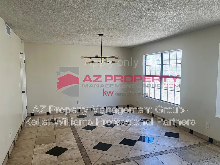 5431 W Cochise Dr — Photo 6