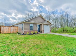 236 Sturbridge Dr, Georgetown, KY 40324