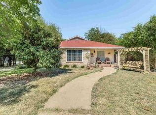 711 N 31st St, Waco, TX 76707