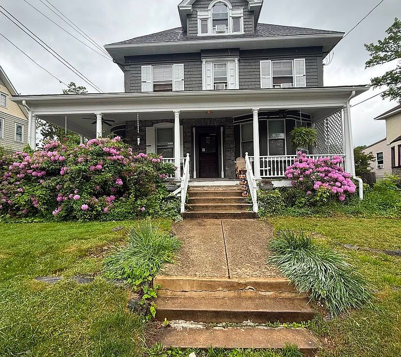 1st image of 236 W Ridley Ave
