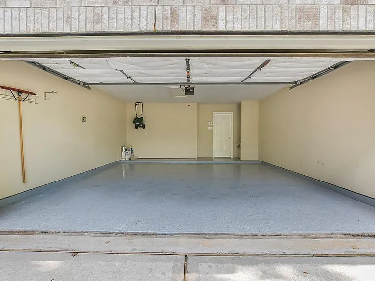 74 S Wynnoak Cir — Photo 15