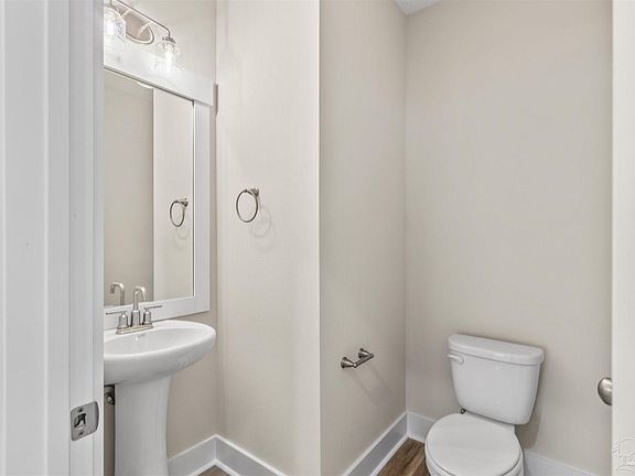 4th image of 6483 Ledgestone Ct